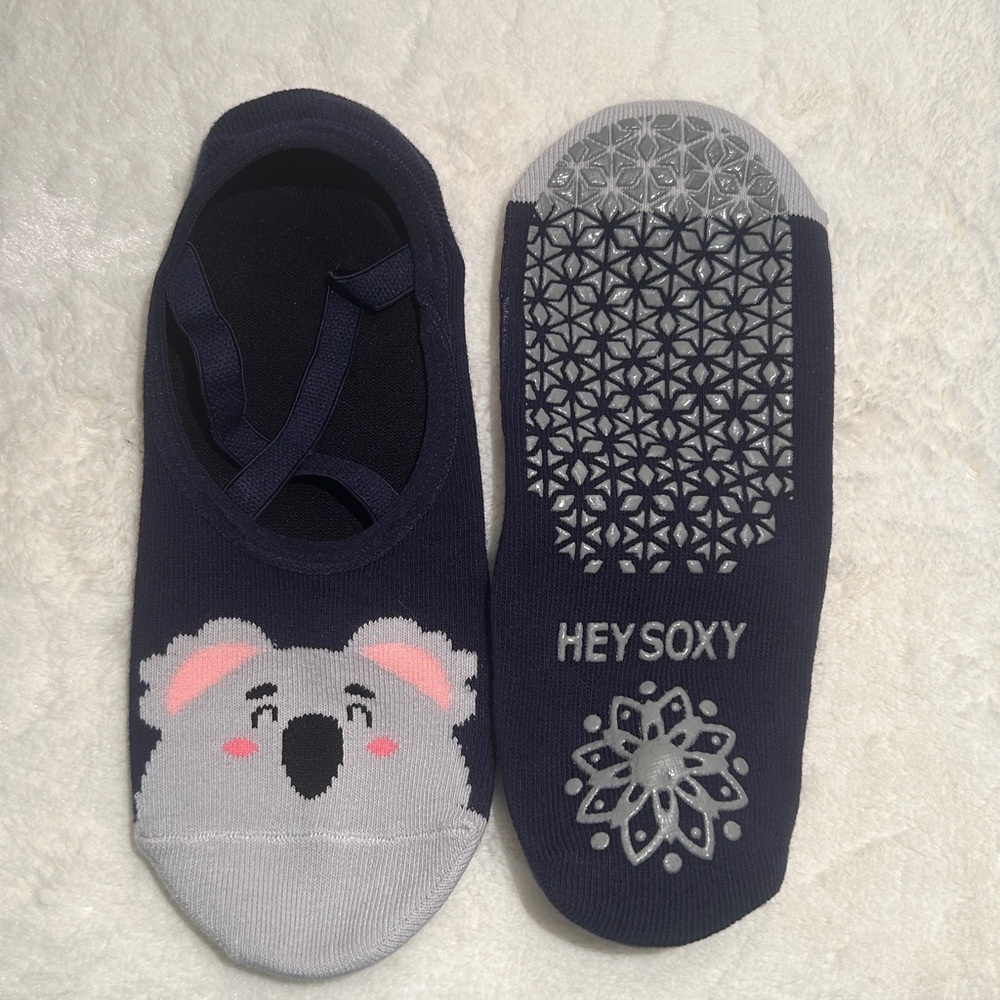 New! Cute Animal Grip Pilates Socks - Picture 6 of 16